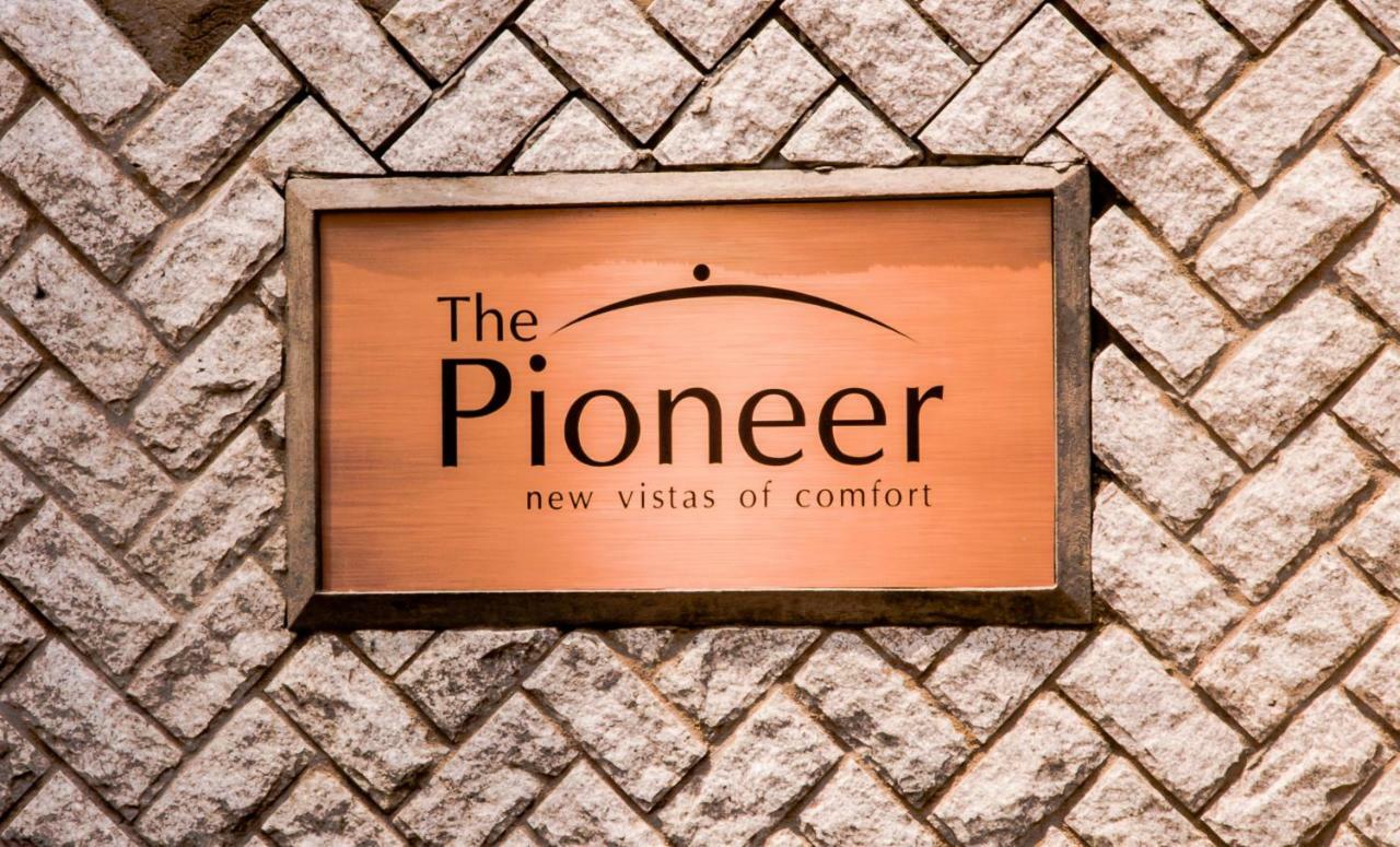 The Pioneer Hotel Visakhapatnam Bagian luar foto